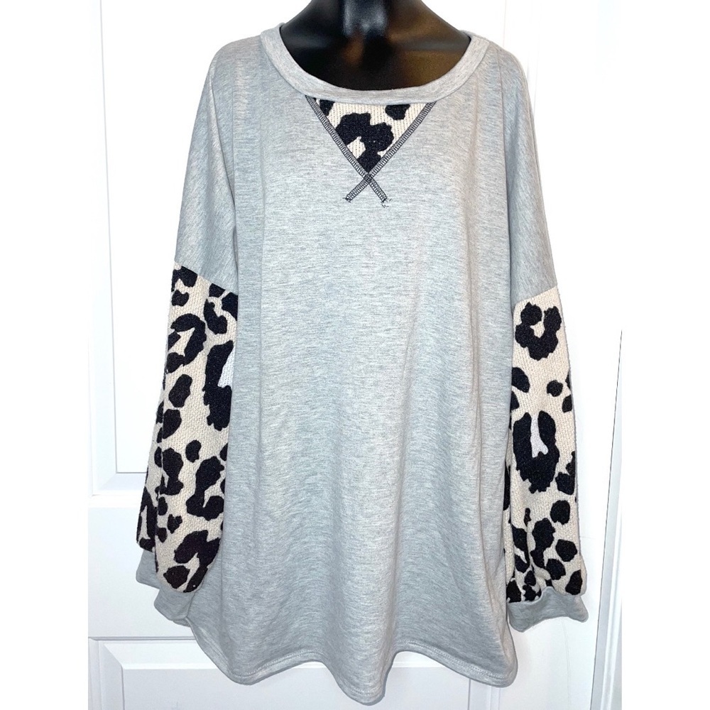 Lovely J top